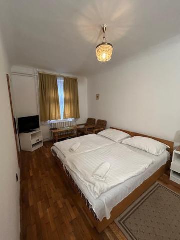 Corvin Panzio Bed and Breakfast Győr Eksteriør billede